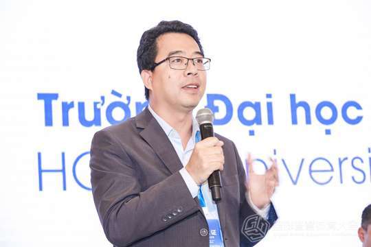 5. Assoc.Prof.Dr.VuVanPhong.jpg